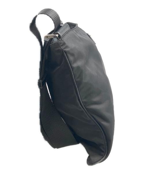 PRADA（プラダ）PRADA (プラダ) ナイロンショルダーバッグ ブラックの古着・服飾アイテム