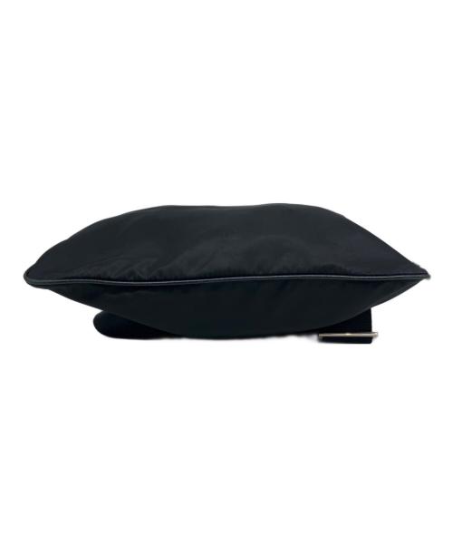 PRADA（プラダ）PRADA (プラダ) ナイロンショルダーバッグ ブラックの古着・服飾アイテム