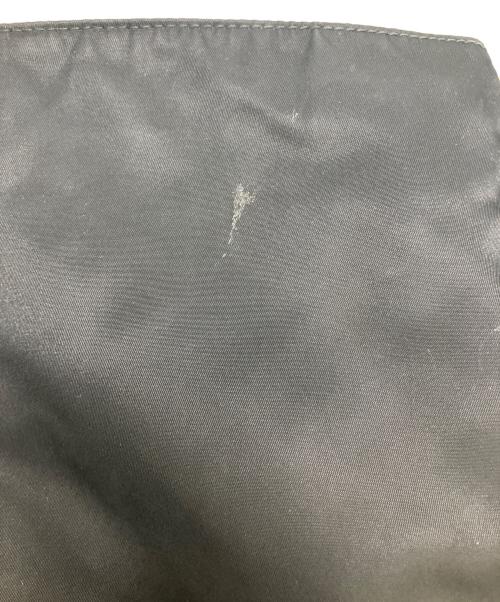 PRADA（プラダ）PRADA (プラダ) ナイロンショルダーバッグ ブラックの古着・服飾アイテム