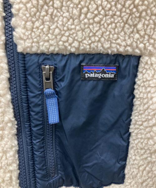 Patagonia（パタゴニア）Patagonia (パタゴニア) リバーシブル・レディ・フレディ・フーディ アイボリー サイズ:Mの古着・服飾アイテム