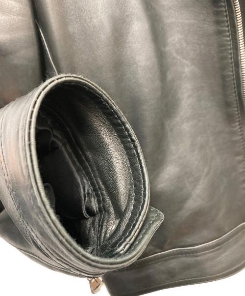 EMMETI（エンメティ）EMMETI (エンメティ) ラムレザーシングルライダースジャケット ブラック サイズ:44の古着・服飾アイテム