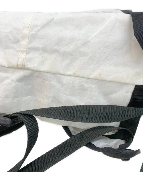 Hyperlite Mountain Gear（ハイパーライトマウンテンギア）HYPERLITE MOUNTAIN GEAR (ハイパーライトマウンテンギア) リュック summitパック ホワイトの古着・服飾アイテム