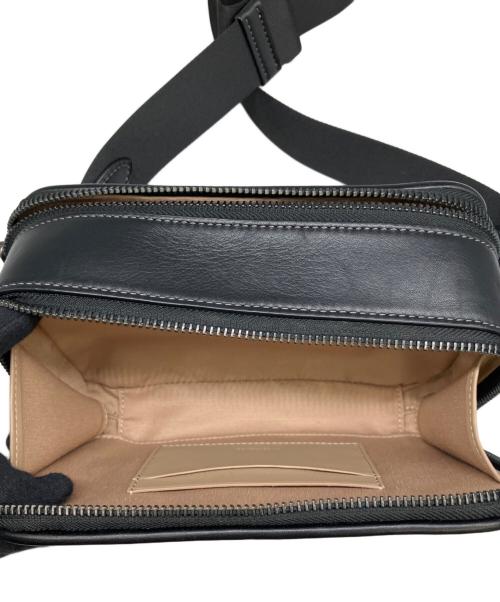 COACH（コーチ）COACH (コーチ) ショルダーバッグ　	クロスボディ・シグネチャー キャンバス ブラックの古着・服飾アイテム