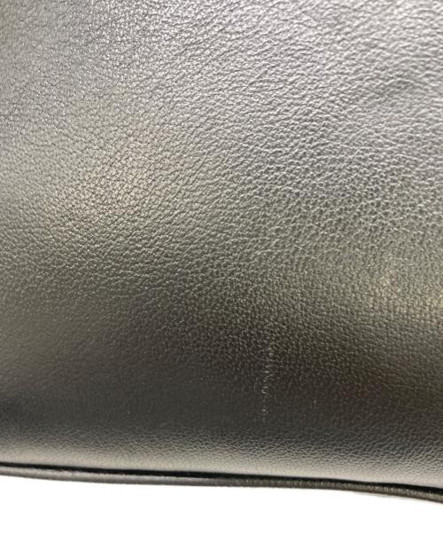 JIMMY CHOO（ジミーチュウ）JIMMY CHOO (ジミーチュウ) チェーンショルダーバッグ ブラックの古着・服飾アイテム