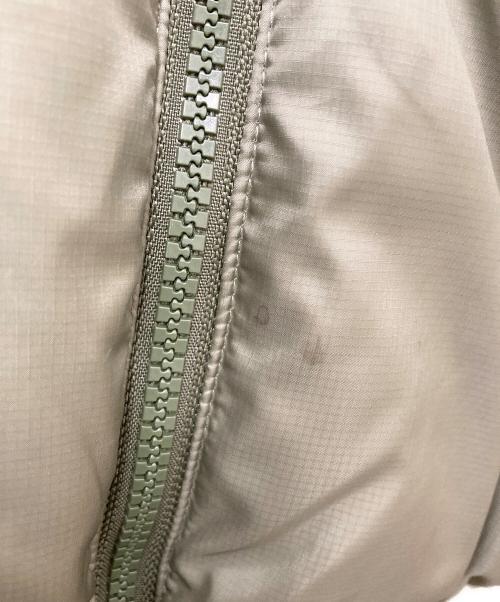 LACOSTE（ラコステ）LACOSTE (ラコステ) バックステッチダウンジャケット グリーン サイズ:SIZE Mの古着・服飾アイテム