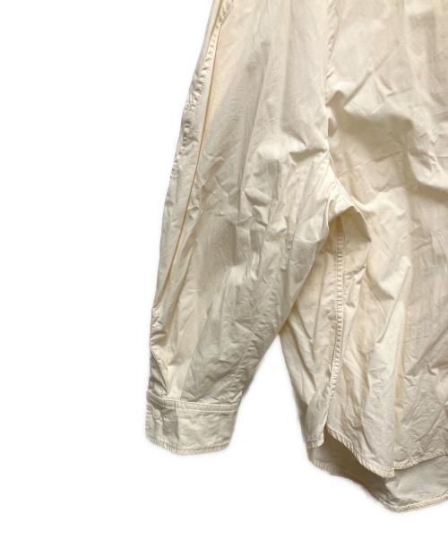 MONCLER（モンクレール）MONCLER (モンクレール) ジップアップシャツ ベージュ サイズ:SIZE 38の古着・服飾アイテム