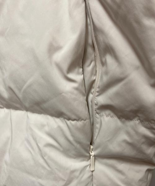 Plage（プラージュ）Plage (プラージュ) HAKUU別注 ダウンコート アイボリー サイズ:Sの古着・服飾アイテム
