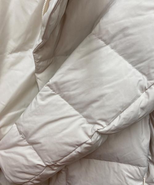 Plage（プラージュ）Plage (プラージュ) HAKUU別注 ダウンコート アイボリー サイズ:Sの古着・服飾アイテム