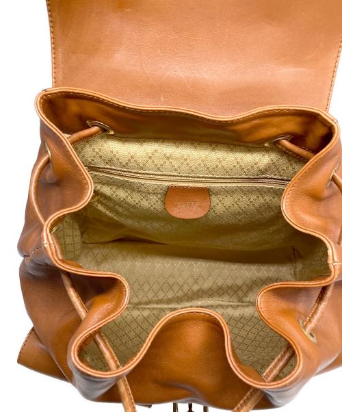 GUCCI（グッチ）GUCCI (グッチ) リュック ブラウンの古着・服飾アイテム