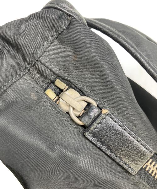 PRADA（プラダ）PRADA (プラダ) ハンドポーチ ブラックの古着・服飾アイテム