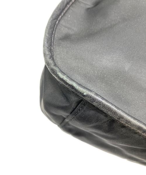 PRADA（プラダ）PRADA (プラダ) ハンドポーチ ブラックの古着・服飾アイテム