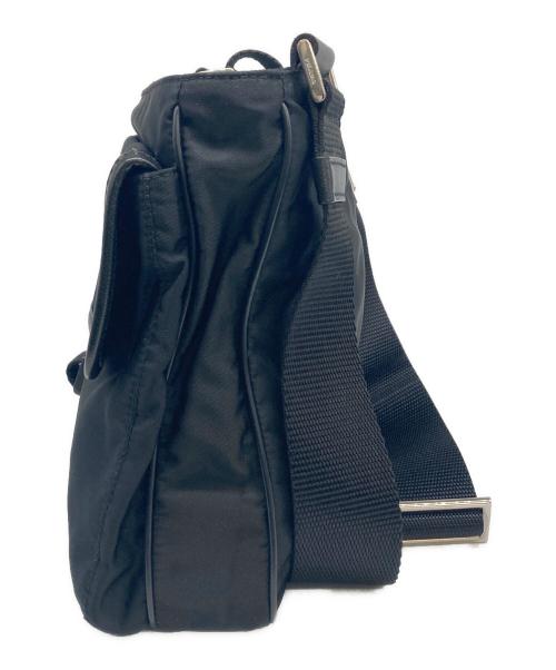 PRADA（プラダ）PRADA (プラダ) ナイロンショルダーバッグ ブラックの古着・服飾アイテム