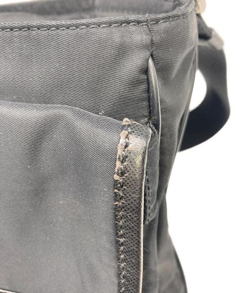 PRADA（プラダ）PRADA (プラダ) ナイロンショルダーバッグ ブラックの古着・服飾アイテム