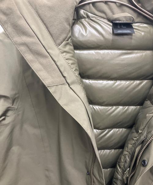 Jack Wolfskin（ジャック ウルフスキン）Jack Wolfskin (ジャック ウルフスキン) ダウンジャケット カーキ サイズ:SIZE　Sの古着・服飾アイテム