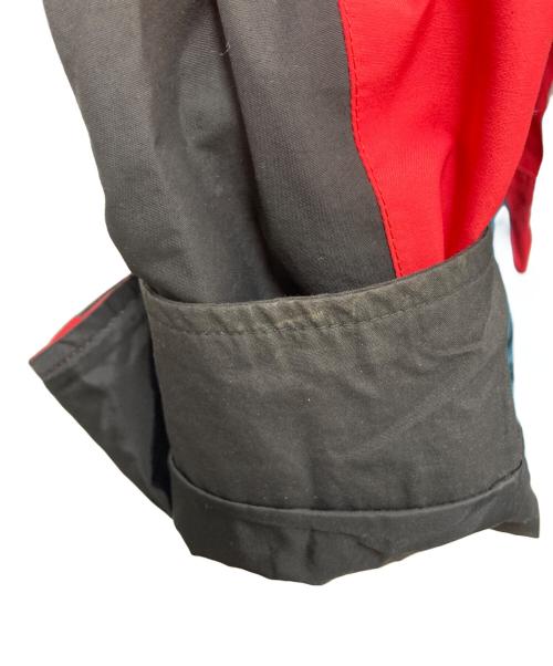 SUPREME（シュプリーム）SUPREME (シュプリーム) THE NORTH FACE (ザ ノース フェイス) マウンテンパーカー レッド×ブルー サイズ:SIZE Mの古着・服飾アイテム