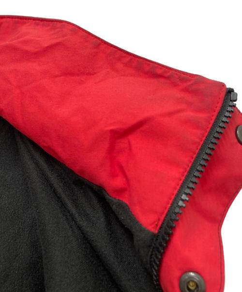 SUPREME（シュプリーム）SUPREME (シュプリーム) THE NORTH FACE (ザ ノース フェイス) マウンテンパーカー レッド×ブルー サイズ:SIZE Mの古着・服飾アイテム