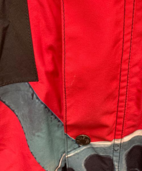 SUPREME（シュプリーム）SUPREME (シュプリーム) THE NORTH FACE (ザ ノース フェイス) マウンテンパーカー レッド×ブルー サイズ:SIZE Mの古着・服飾アイテム