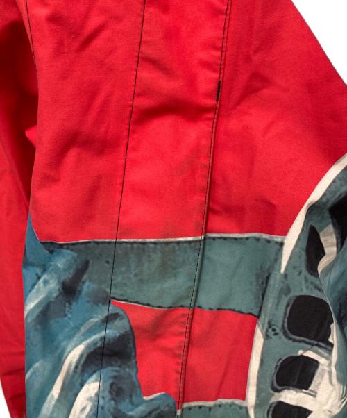 SUPREME（シュプリーム）SUPREME (シュプリーム) THE NORTH FACE (ザ ノース フェイス) マウンテンパーカー レッド×ブルー サイズ:SIZE Mの古着・服飾アイテム