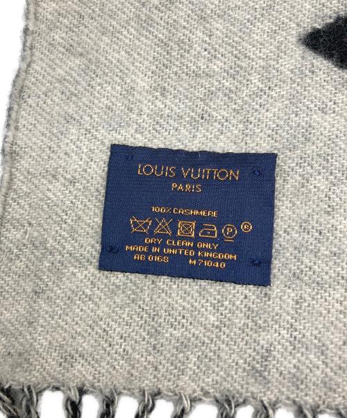 LOUIS VUITTON（ルイ ヴィトン）LOUIS VUITTON (ルイ ヴィトン) マフラー グレーの古着・服飾アイテム