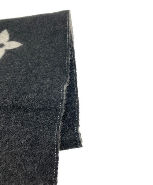 LOUIS VUITTON（ルイ ヴィトン）LOUIS VUITTON (ルイ ヴィトン) マフラー グレーの古着・服飾アイテム