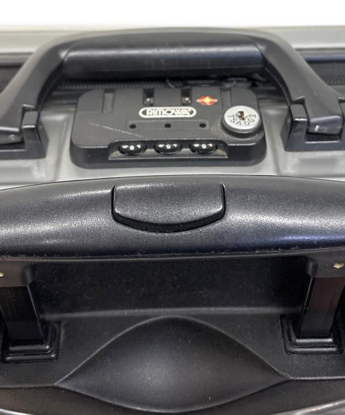 RIMOWA（リモワ）RIMOWA (リモワ) キャリーバッグ グレー サイズ:23Lの古着・服飾アイテム