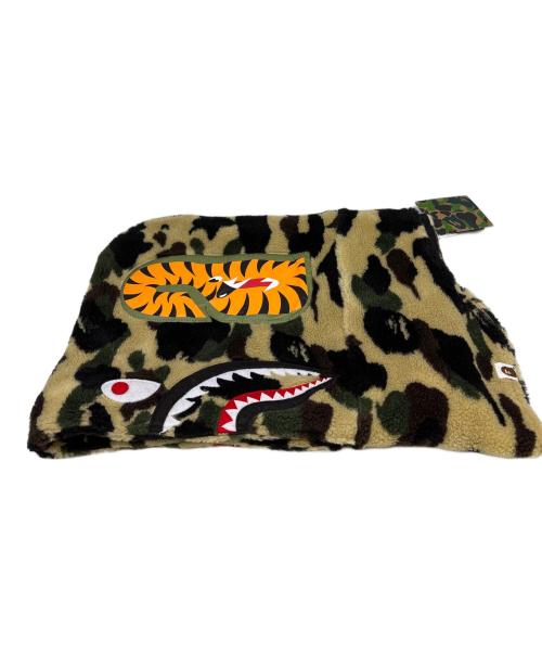 A BATHING APE（ア ベイシング エイプ）A BATHING APE (ア ベイシング エイプ) ニット帽 オリーブの古着・服飾アイテム