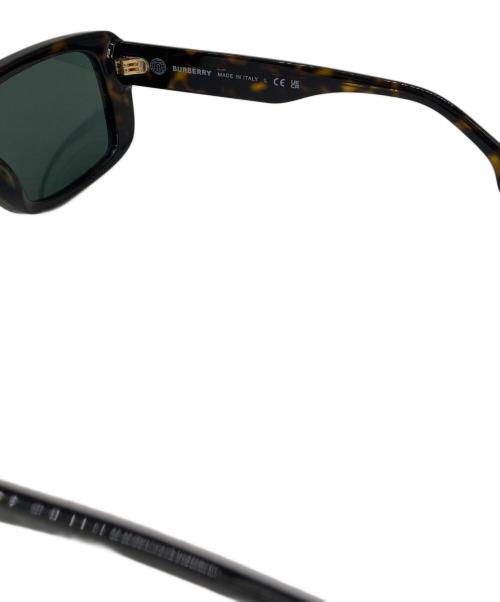 BURBERRY（バーバリー）BURBERRY (バーバリー) サングラス ブラウンの古着・服飾アイテム