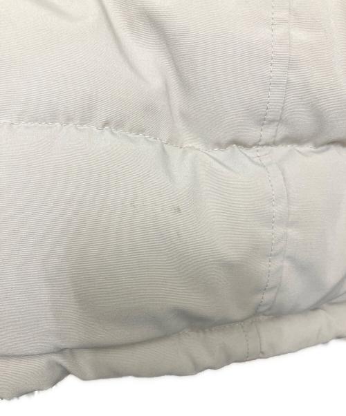 CANADA GOOSE（カナダグース）CANADA GOOSE (カナダグース) ダウンジャケット ベージュ サイズ:SIZE Sの古着・服飾アイテム