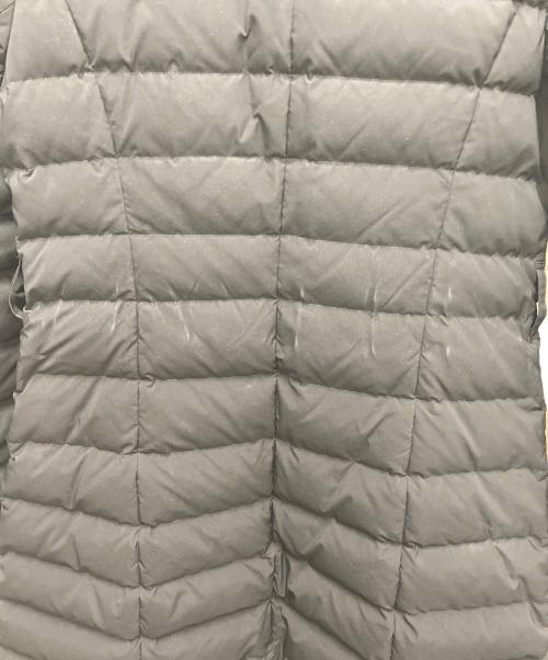 BLUE LABEL CRESTBRIDGE（ブルーレーベルクレストブリッジ）BLUE LABEL CRESTBRIDGE (ブルーレーベルクレストブリッジ) ダウンコート ブラック サイズ:SIZE38の古着・服飾アイテム