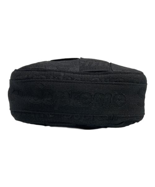 SUPREME（シュプリーム）SUPREME (シュプリーム) ショルダーバッグ ブラックの古着・服飾アイテム