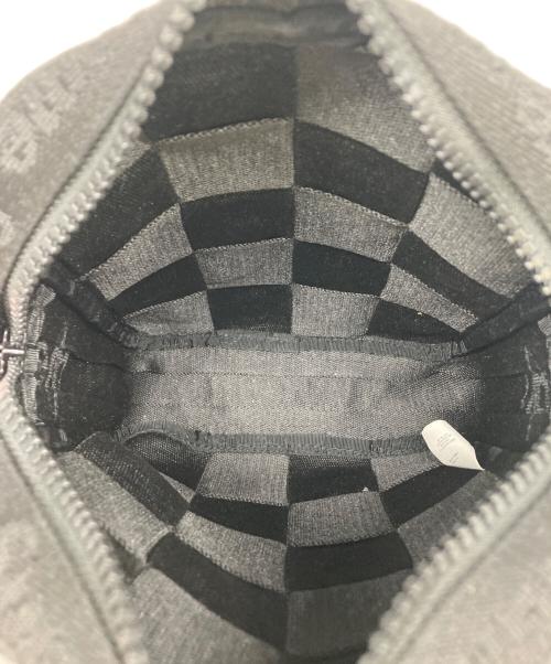 SUPREME（シュプリーム）SUPREME (シュプリーム) ショルダーバッグ ブラックの古着・服飾アイテム