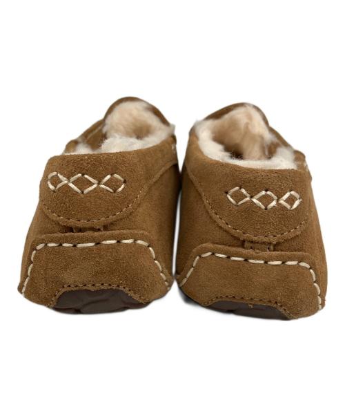 UGG（アグ）UGG (アグ) モカシンシューズ ベージュ サイズ:23の古着・服飾アイテム