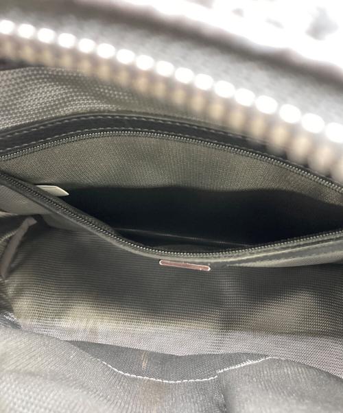 MCM（エムシーエム）MCM (エムシーエム) スタッズ付リュック ブラックの古着・服飾アイテム