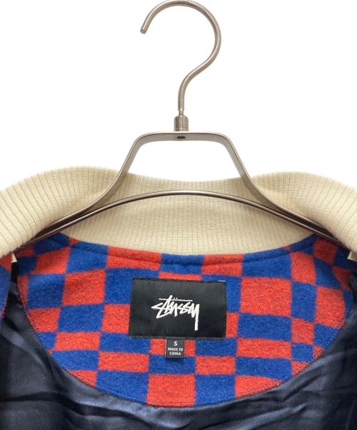 stussy（ステューシー）stussy (ステューシー) チェックスタジャン レッド×ブルー サイズ:SIZE Sの古着・服飾アイテム