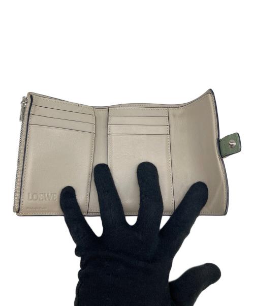 LOEWE（ロエベ）LOEWE (ロエベ) 3つ折り財布 グリーンの古着・服飾アイテム