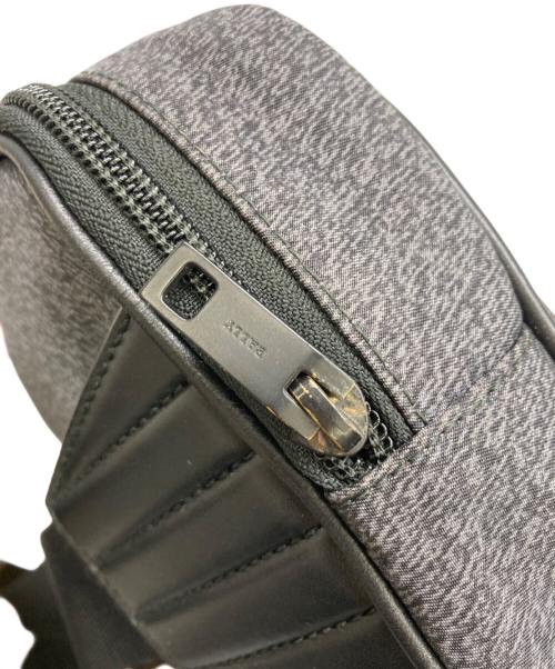 BALLY（バリー）BALLY (バリー) ウエストポーチ グレー×ブラックの古着・服飾アイテム