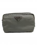 PRADAプラダ）の古着「ナイロンコスメポーチ」｜グリーン