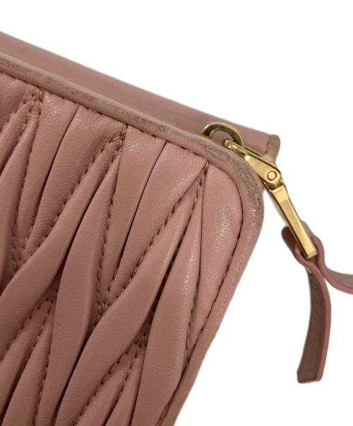 MIU MIU（ミュウミュウ）MIU MIU (ミュウミュウ) 3つ折り財布 ピンクの古着・服飾アイテム