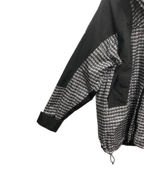 SUPREME（シュプリーム）SUPREME (シュプリーム) THE NORTH FACE (ザ ノース フェイス) ジャケット ブラック×ホワイト サイズ:SIZE Lの古着・服飾アイテム