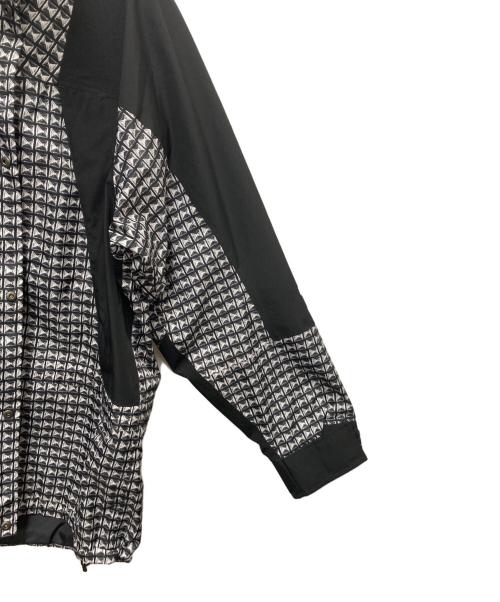 SUPREME（シュプリーム）SUPREME (シュプリーム) THE NORTH FACE (ザ ノース フェイス) ジャケット ブラック×ホワイト サイズ:SIZE Lの古着・服飾アイテム