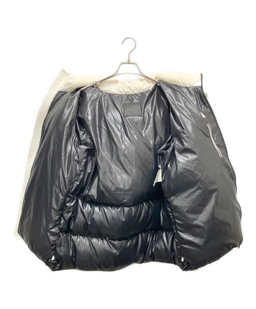 MONCLER（モンクレール）MONCLER (モンクレール) ダウンジャケット ブラック×ホワイト サイズ:SIZE5の古着・服飾アイテム