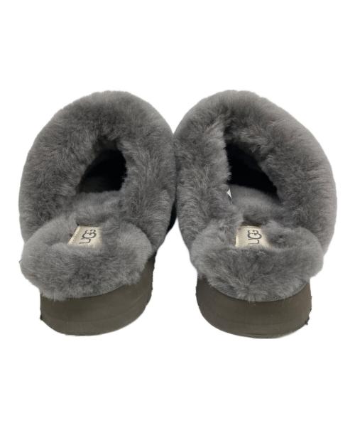 UGG（アグ）UGG (アグ) アグディスケットグレー グレー サイズ:24の古着・服飾アイテム