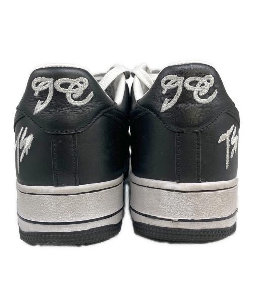 NIKE（ナイキ）NIKE (ナイキ) TERROR SQUAD (テラー スクワッド) スニーカー ホワイト×ブラック サイズ:SIZE 27cmの古着・服飾アイテム