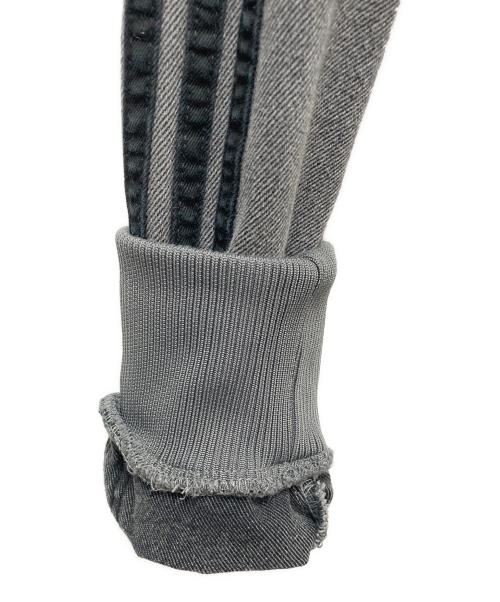 adidas（アディダス）adidas (アディダス) トラックトップデニムジャケット グレー サイズ:SIZE M 未使用品の古着・服飾アイテム