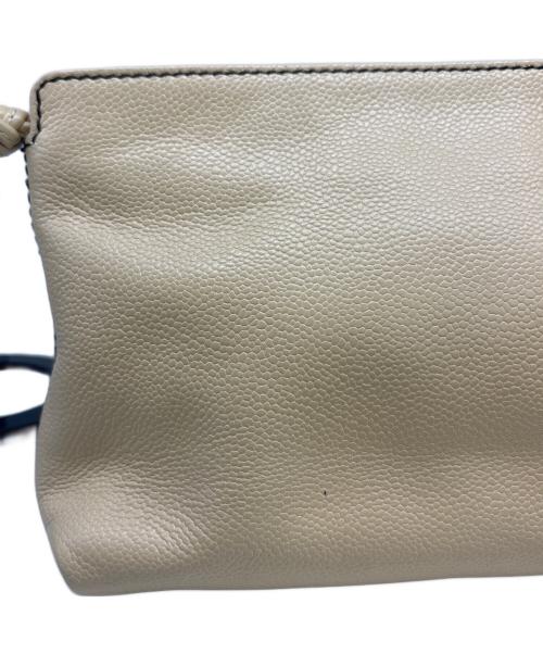 CHANEL（シャネル）CHANEL (シャネル) クラッチバッグ ベージュの古着・服飾アイテム