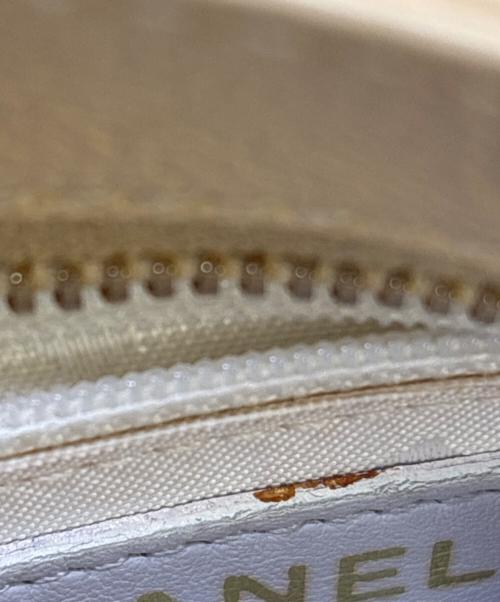 CHANEL（シャネル）CHANEL (シャネル) クラッチバッグ ベージュの古着・服飾アイテム