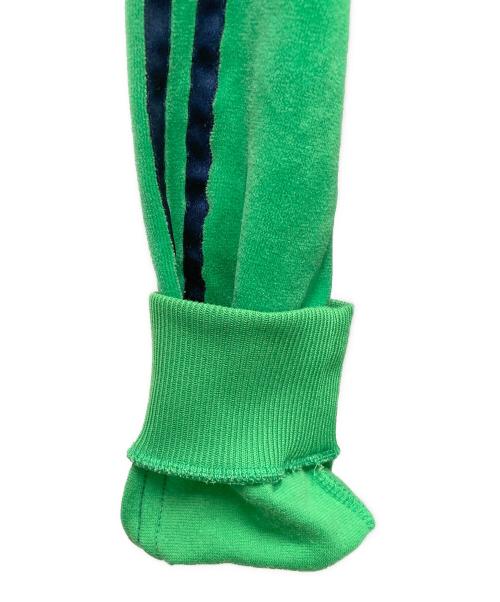 FRED PERRY（フレッドペリー）FRED PERRY (フレッドペリー) ベロアトラックジャケット グリーン サイズ:SIZE Sの古着・服飾アイテム