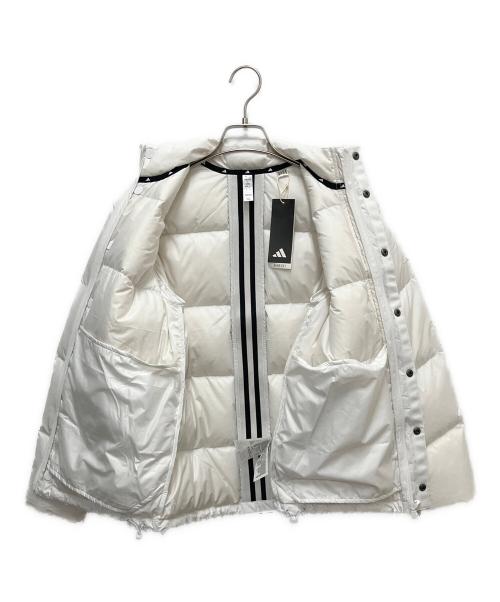 adidas（アディダス）adidas (アディダス) ダウンジャケット ホワイト サイズ:SIZE M 未使用品の古着・服飾アイテム