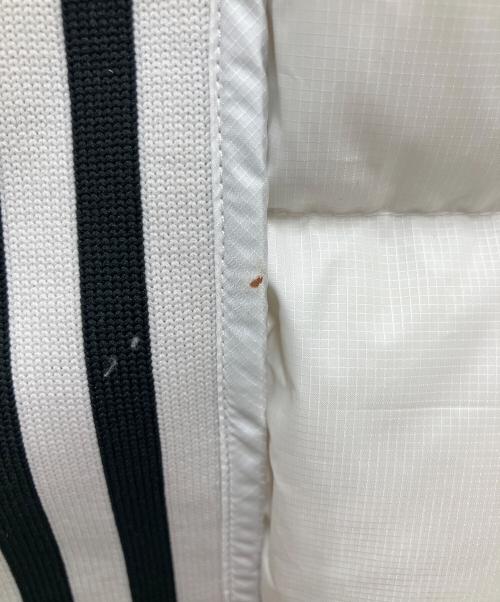 adidas（アディダス）adidas (アディダス) ダウンジャケット ホワイト サイズ:SIZE M 未使用品の古着・服飾アイテム