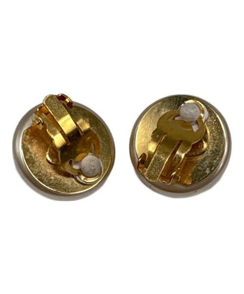 CHANEL（シャネル）CHANEL (シャネル) フェイクパールイヤリング ベージュの古着・服飾アイテム